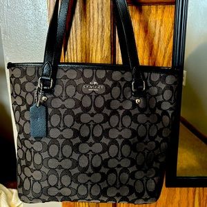Women’s Coach Purse black/gray